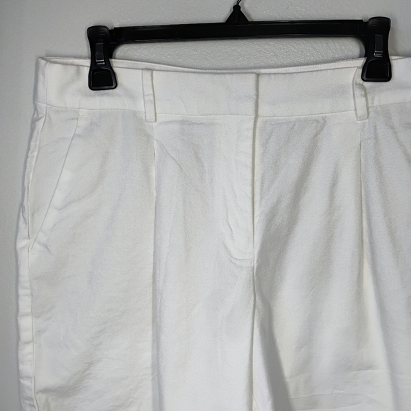 LOFT Peyton Trouser Shorts Womens 4 White Pleated 7" Inseam Mature Sophisticated - Picture 4 of 16